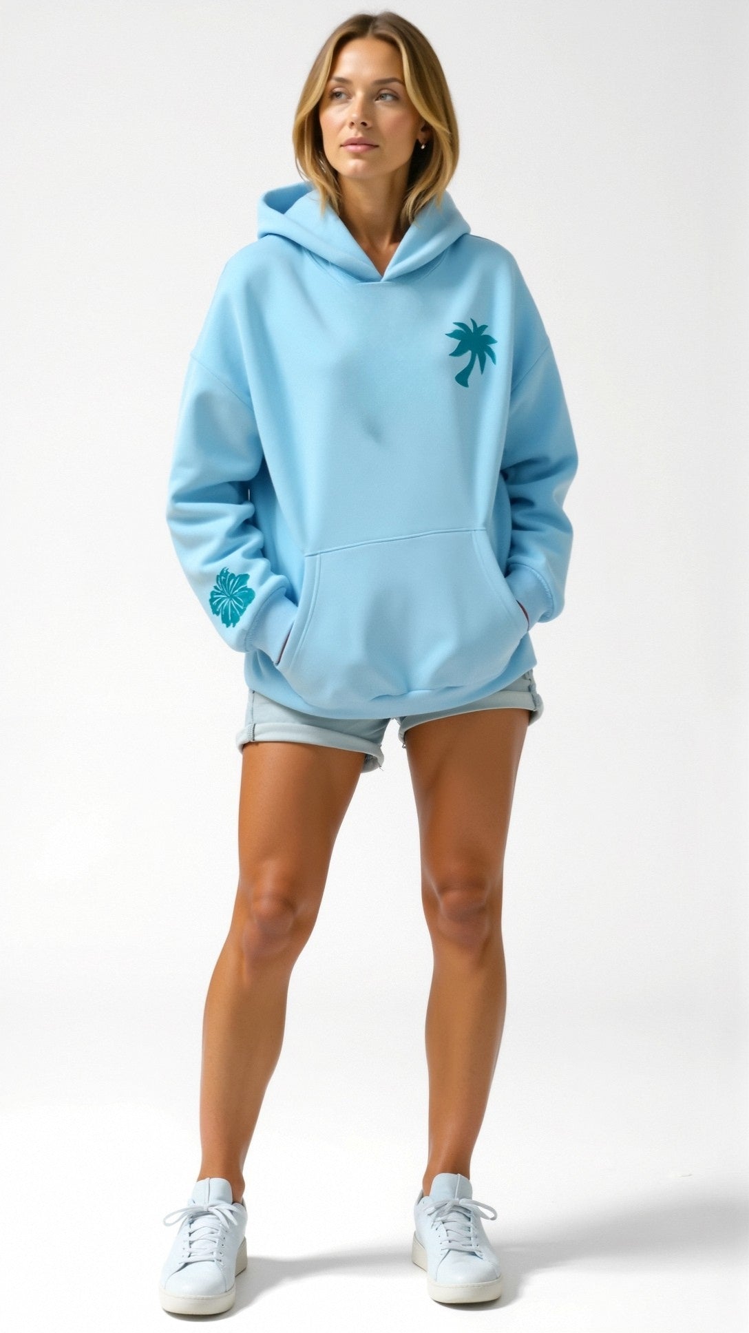 Abigail Kapuzenpullover mit tropischer Stickerei auf dem Rücken, eleganter Style, komfortabel mit großer Kapuze.