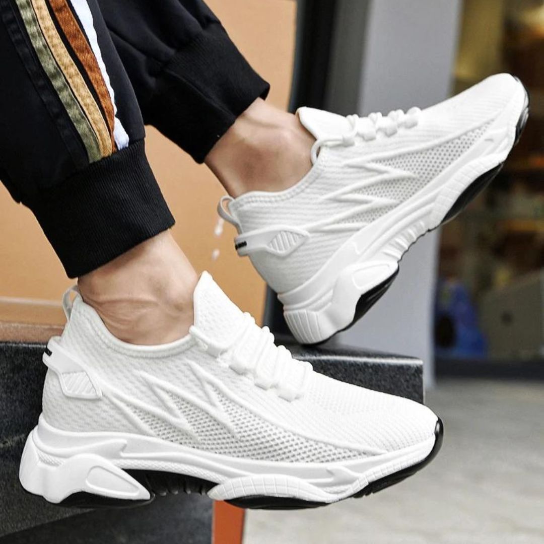 "Leichte, atmungsaktive Herren-Sportschuhe Paul in elegantem Design für Komfort beim Laufen und Training."