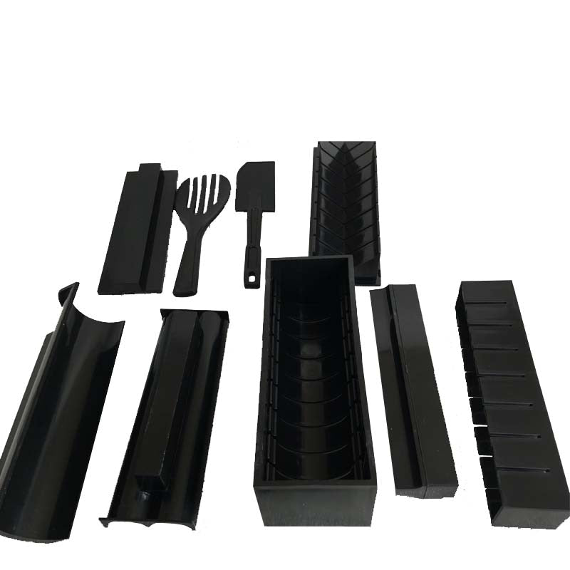 "11-teiliges Sushi Maker Set mit Formen in Herz-, Rechteck- und Blumenmotiven für kreative Reisballrollen."