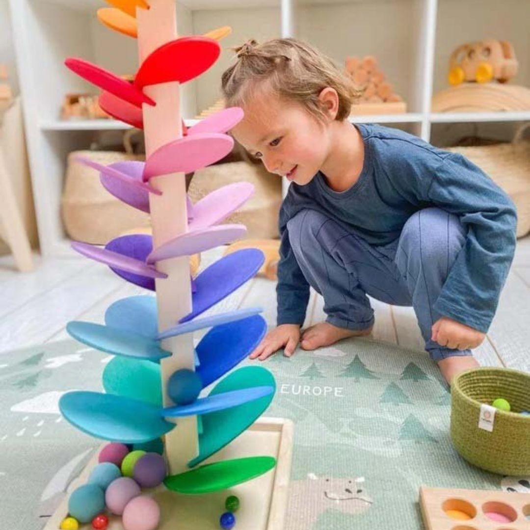 Natürlicher Regenbogen Holz-Murmelturm