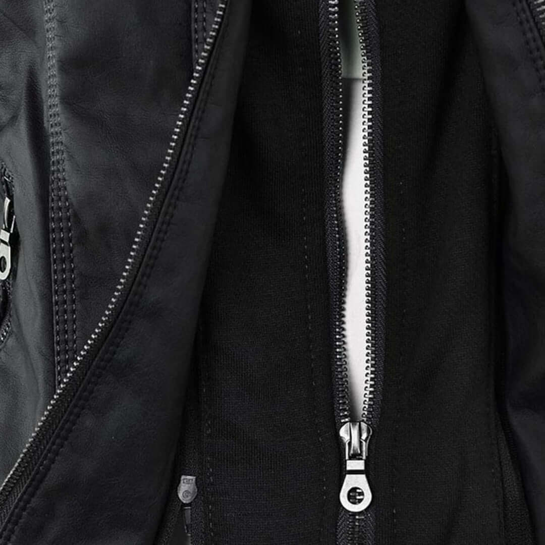 Stylische Damen-Lederjacke mit Kapuze