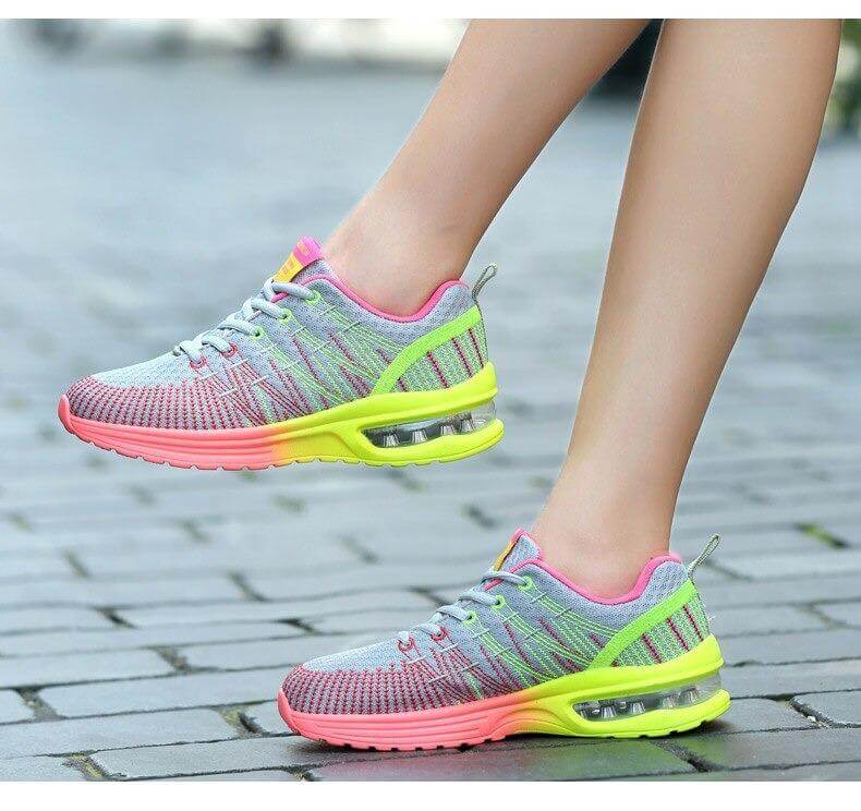 Trendige und Atmungsaktive Sneakers