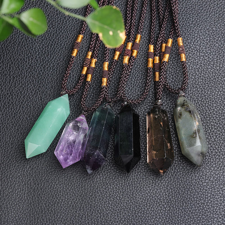 "Amethyst Kristall Halskette Hexagon-Design, violette Töne, spirituell, elegant, Heilende Energie, Balance und Ruhe"