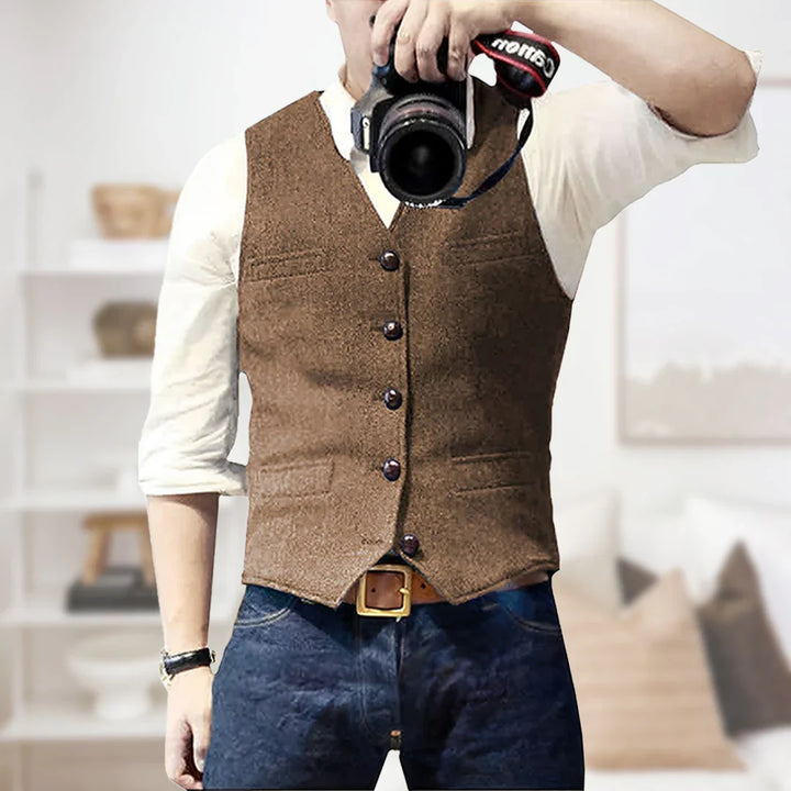 "Ärmellose Herren Vintage-Weste mit elegantem Knopfverschluss, perfekt für stilvolle und vielseitige Looks."
