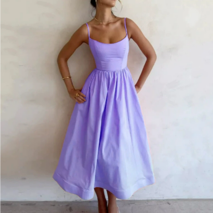 Ärmelloses Damen Sommerkleid in A-Linie, Midi-Länge, leicht und elegant, ideal für heiße Tage und entspannte Anlässe.