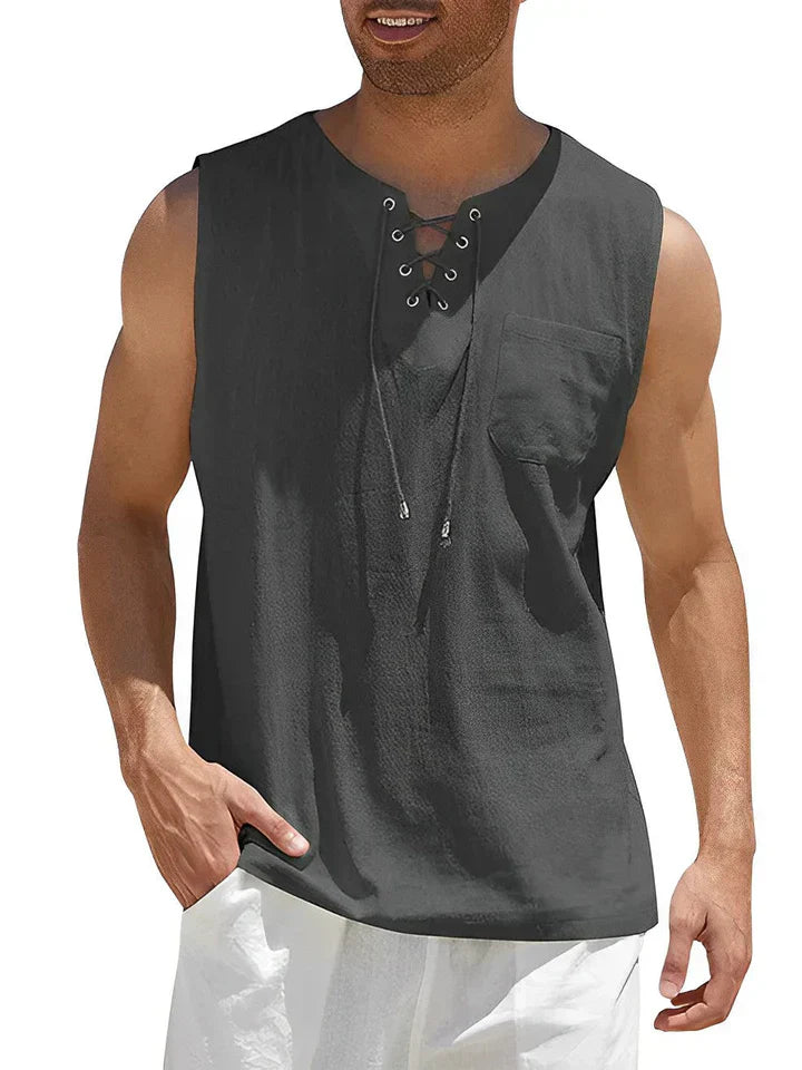 Ärmelloses Herren Tanktop, leicht und atmungsaktiv. Perfekt für Sommer, Sport und Freizeit, in modernem Design.