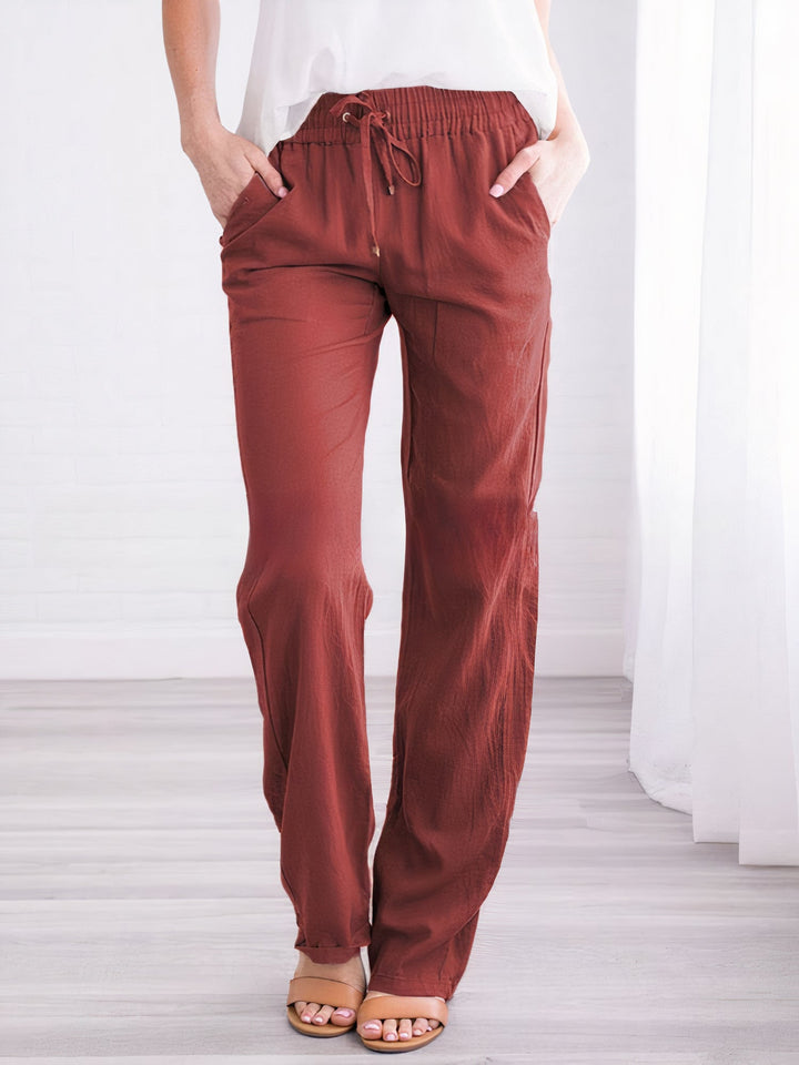 "Atmungsaktive Sommerhose für Damen in elegantem Design, leicht, luftdurchlässig für maximalen Komfort an heißen Tagen."