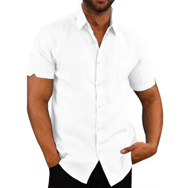 Atmungsaktives, elegantes Herren-Leinenhemd für Sommer, kurzärmelig, schlichter Kragen, vielseitig kombinierbar.