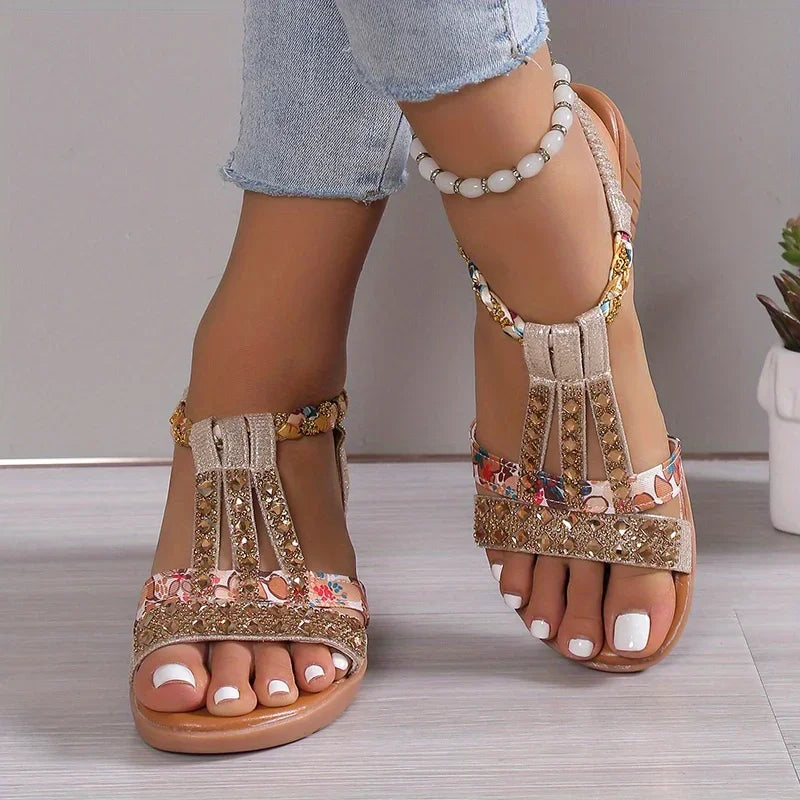 Bequeme Damen Keilsandalen mit 4 cm Absatz, orthopädische Sohle, modernes Design, ideal für Frühling/Sommer.
