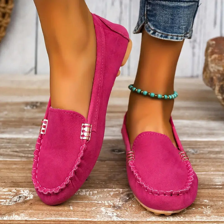 "Bequeme gelbe Slip-On Schuhe für Herren, stilvoll, elegant und vielseitig einsetzbar, ideal für Arbeit und Freizeit."