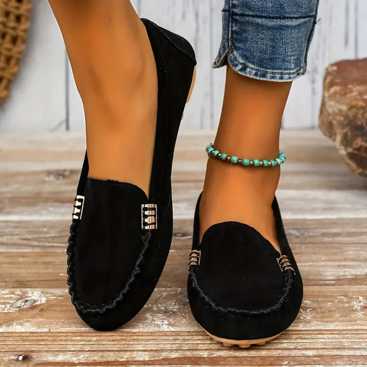 "Bequeme gelbe Slip-On Schuhe für Herren, stilvoll, elegant und vielseitig einsetzbar, ideal für Arbeit und Freizeit."