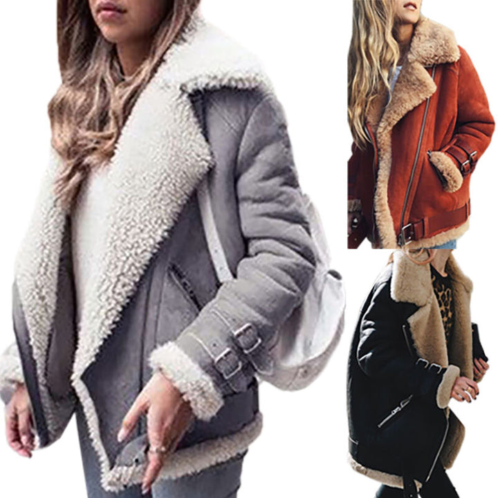 "Bikerjacke in Wildleder-Optik, Damenjacke, stilvoll und komfortabel mit elegantem Finish und nachhaltigem Material."