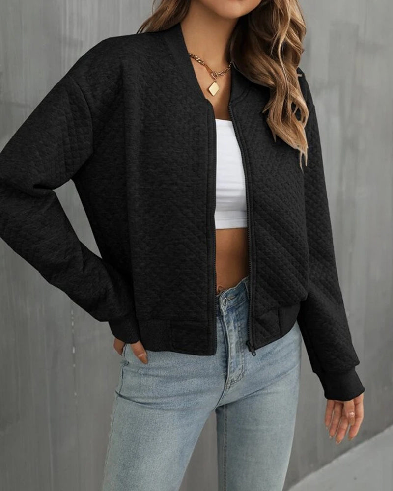"Blaue Sommer Bomberjacke Gesine, leichtes und atmungsaktives Material, moderner Schnitt, elegante Details für Damen."