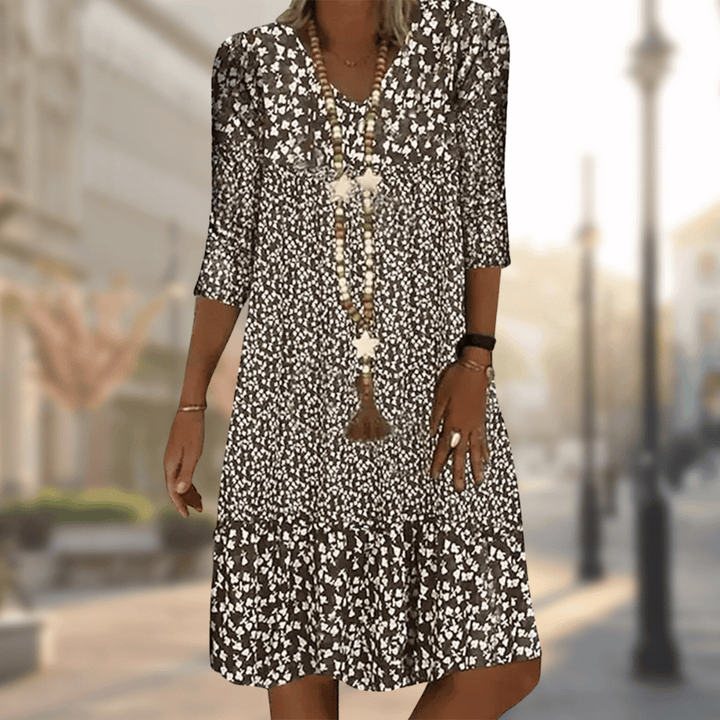 Chic-Damenkleid in elegantem Design, zeitlose Silhouette, hochwertiger Stoff, ideal für Büro, Feiern, Dinner.