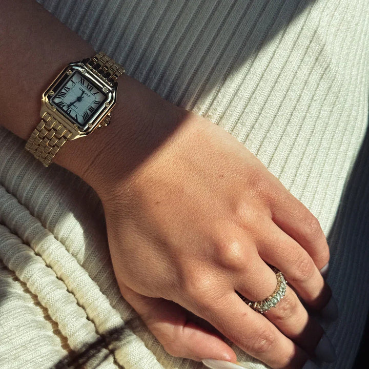 "Damen Armbanduhr aus 18k Gold, elegantes Design, präzises Quarzwerk, luxuriöses Schmuckstück, zeitlose Eleganz"