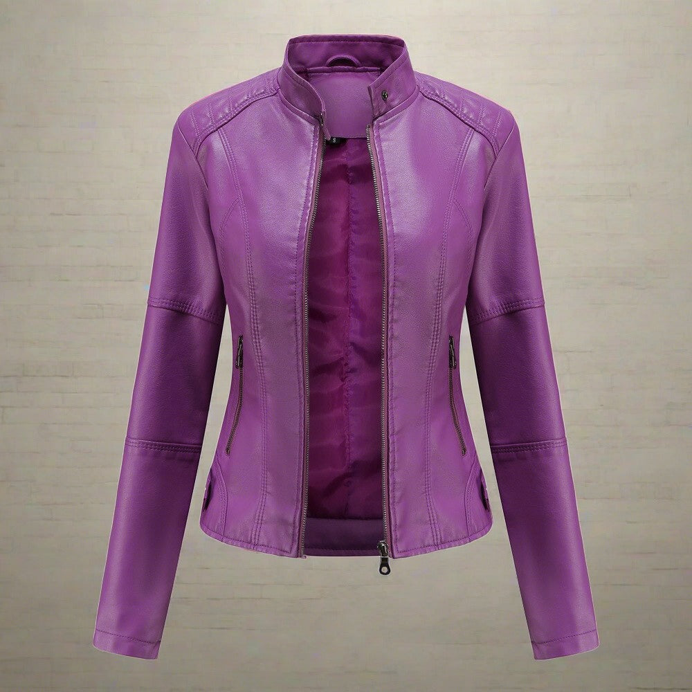 "Damen Bikerjacke mit Stehkragen im kurzen Schnitt, elegante Vorderansicht, modernes Design, ideal für vielseitige Outfits."