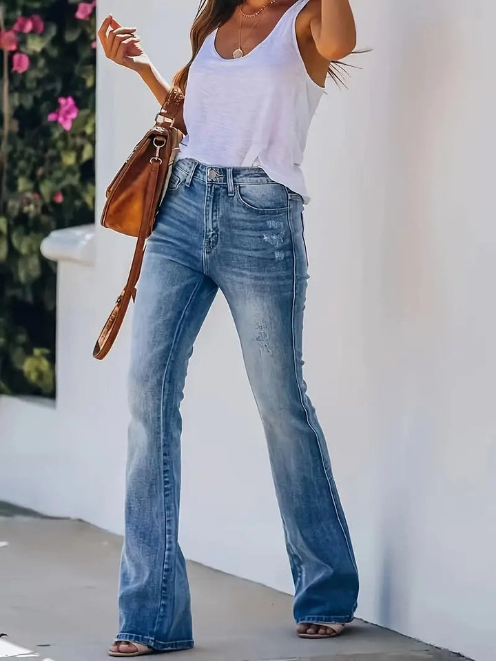 "Damen Bootcut-Jeans in gewaschenem Look, Stretch, Vorderansicht, stilvolle und bequeme Freizeithose."