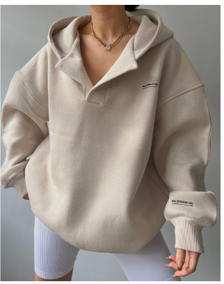 "Damen-Fashion Hoodie, winterliche Eleganz im lässigen Look, weiches Material, warmes Kapuzendesign für kalte Tage"