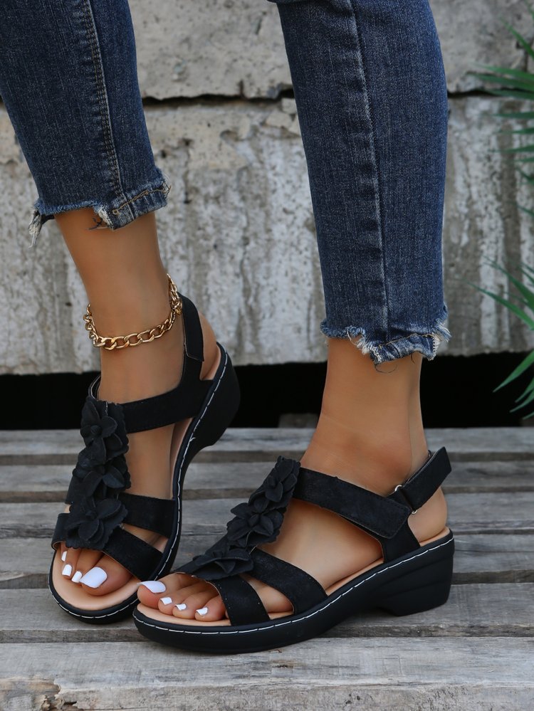 "Damen Freizeitsandalen mit ergonomischer Sohle, in Blau, Braun, Rot, Schwarz, Silber & Weiß für optimalen Komfort"
