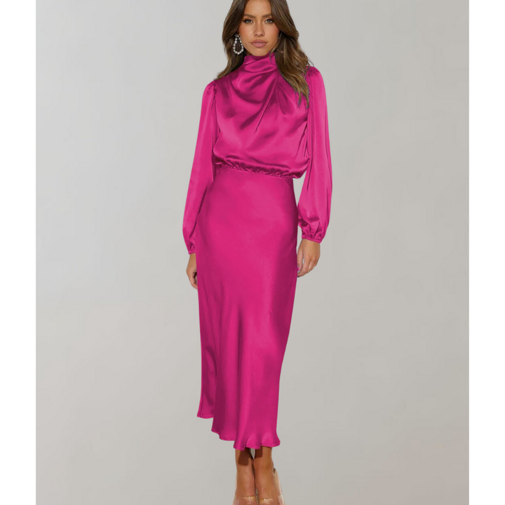 Damen High-Neck Langarm Midi Kleid in eleganter Schwarz-Weiß Optik, knielang mit raffinierter Silhouette und stilvollem Krage