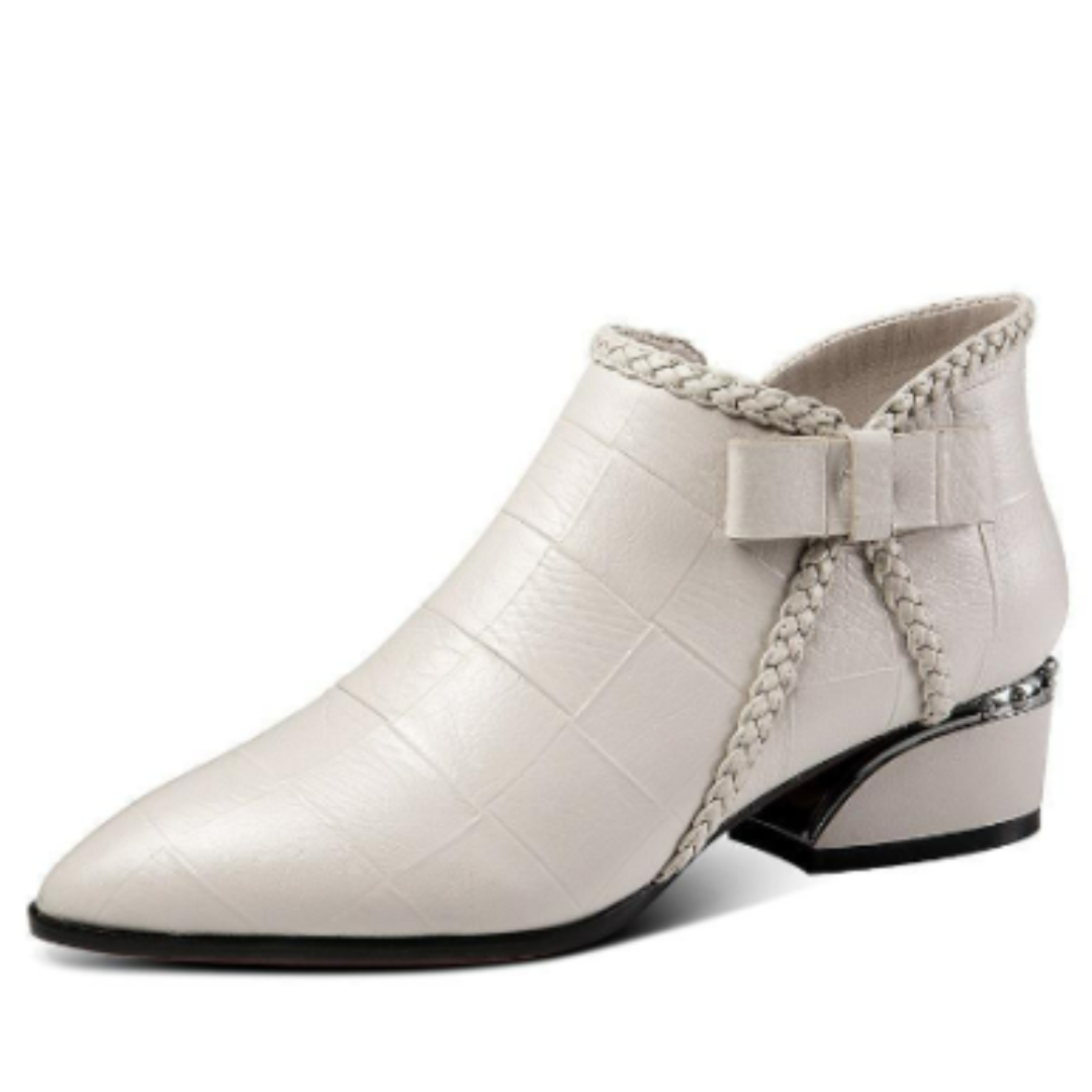 "Damen knöchelhohe Schuhe, niedriger Absatz, elegantes Design, schwarz, bequem für Alltag und Events"