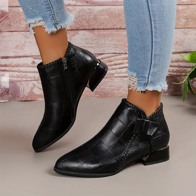"Damen knöchelhohe Schuhe, niedriger Absatz, elegantes Design, schwarz, bequem für Alltag und Events"