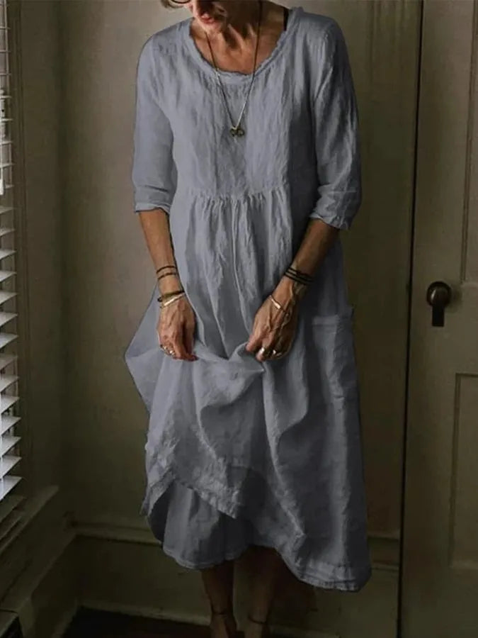 "Damen Leinenkleid, leicht und elegant, ideal für Sommer; stilvolles Design, atmungsaktiver Stoff, perfekt für warme Tage."