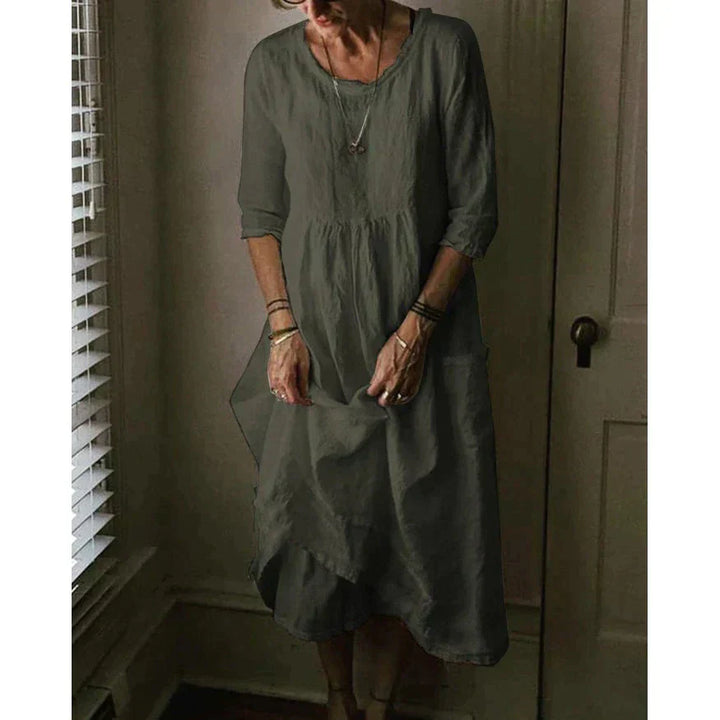 "Damen Leinenkleid, leicht und elegant, ideal für Sommer; stilvolles Design, atmungsaktiver Stoff, perfekt für warme Tage."