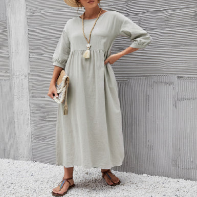 "Damen Midi Kleid mit 3/4 Ärmeln, Rundhalsausschnitt, elegant, vielseitig, in vier dezenten Farben erhältlich."