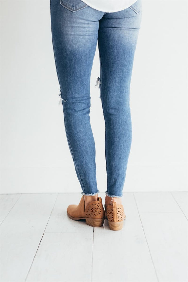 "Damen orthopädische Stiefel, beige, stilvoller Komfort und Unterstützung für gesunde Füße, elegantes Design."