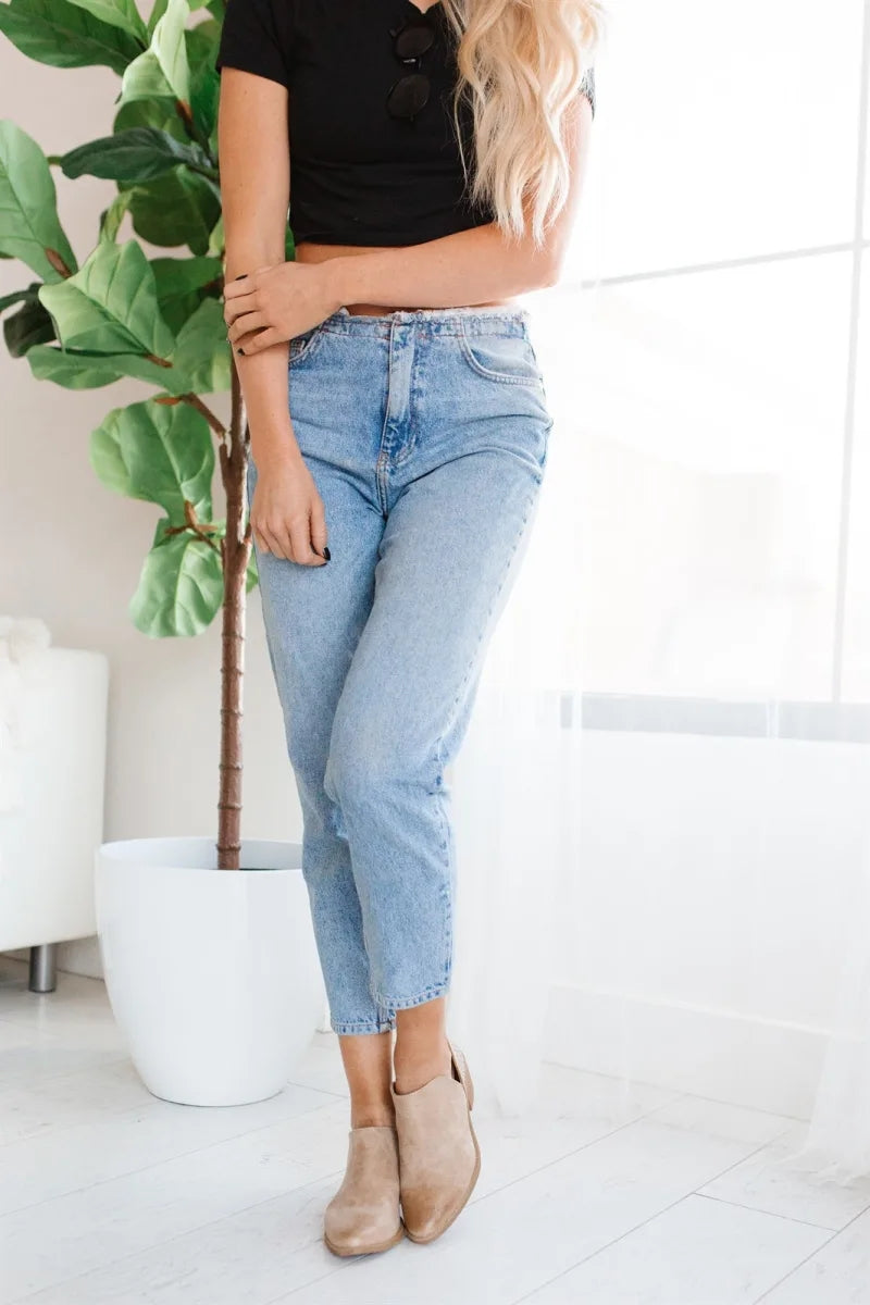 "Damen orthopädische Stiefel, beige, stilvoller Komfort und Unterstützung für gesunde Füße, elegantes Design."