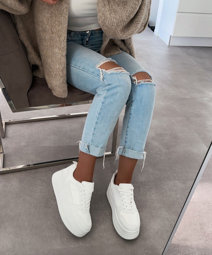 "Damen Sneaker Georgia Weiß; stilvoll, strahlendes Weiß, weiche Innensohle, robuste Außensohle, optimaler Komfort"