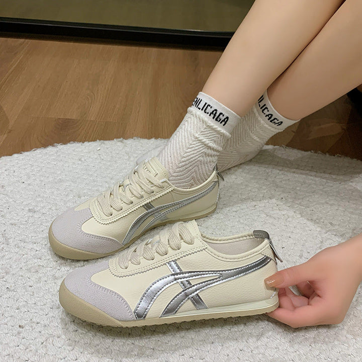 "Damen Sneaker im Retro-Stil, Veloursleder, kontrastreiche Farben, sportlich elegant, rutschfeste Sohle, komfortabel"