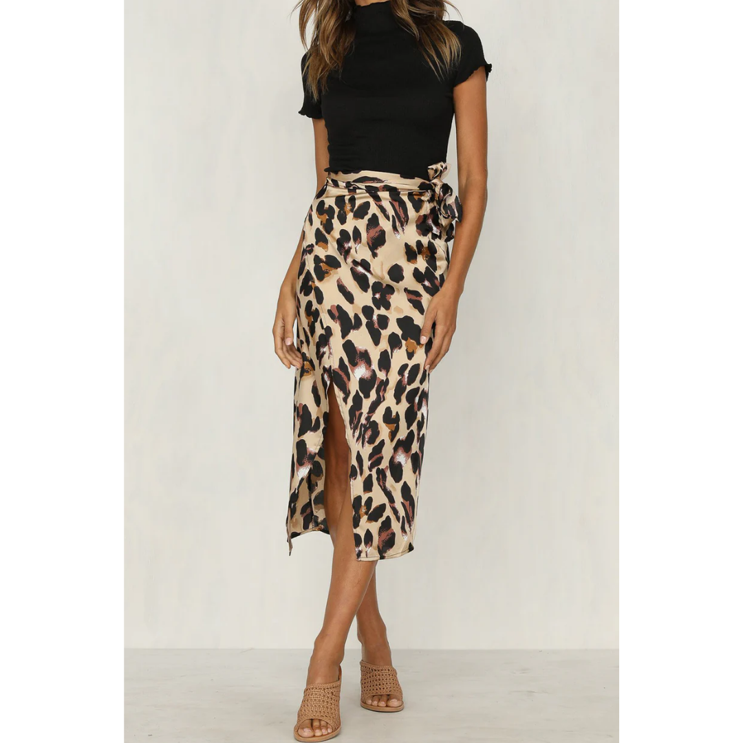 "Damen Sommer Midi-Rock mit Leopard-Print, seitlichem Schlitz; figurbetont und elegant für stilvolle Auftritte."