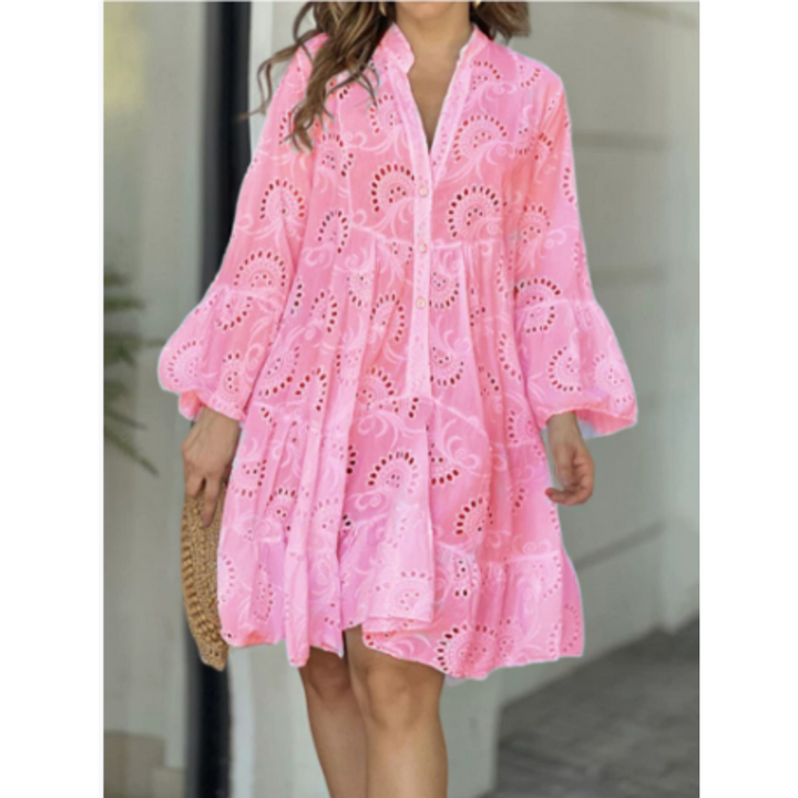 "Damen Sommerkleid mit V-Ausschnitt, knackiger Fuchsia-Ton, knielang, elegante Schlagärmel, perfekt für warme Tage."