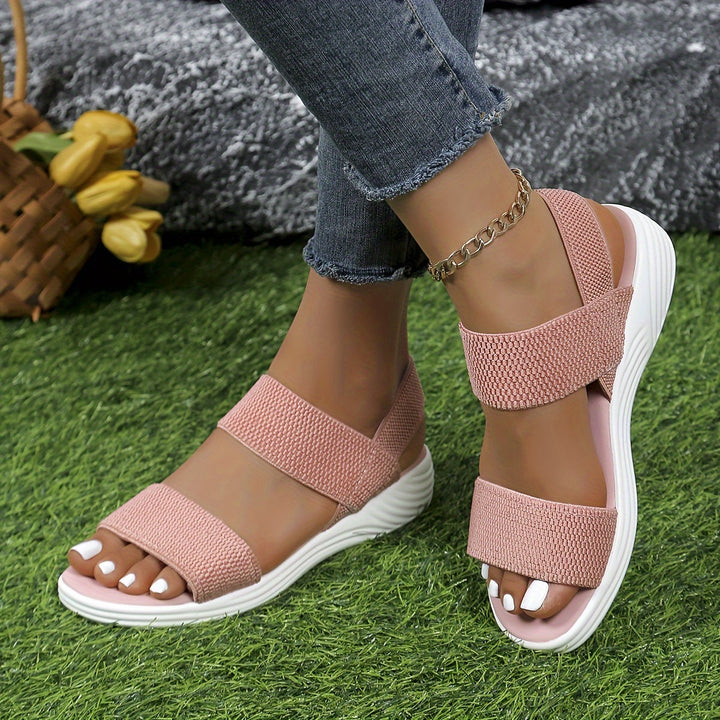 Damen-Stretch-Sandalen, elegant und leicht, in braunem Obermaterial. Perfekt für Komfort und stilvollen Alltagslook.
