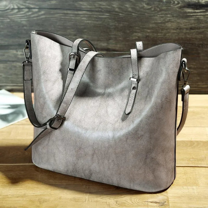 "Damen Vintage Leder Umhängetasche, robustes Echtleder, stilvolles Design, eleganter Begleiter für jeden Anlass."