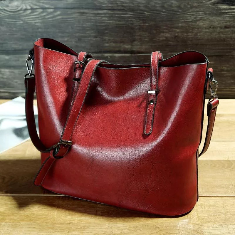 "Damen Vintage Leder Umhängetasche, robustes Echtleder, stilvolles Design, eleganter Begleiter für jeden Anlass."