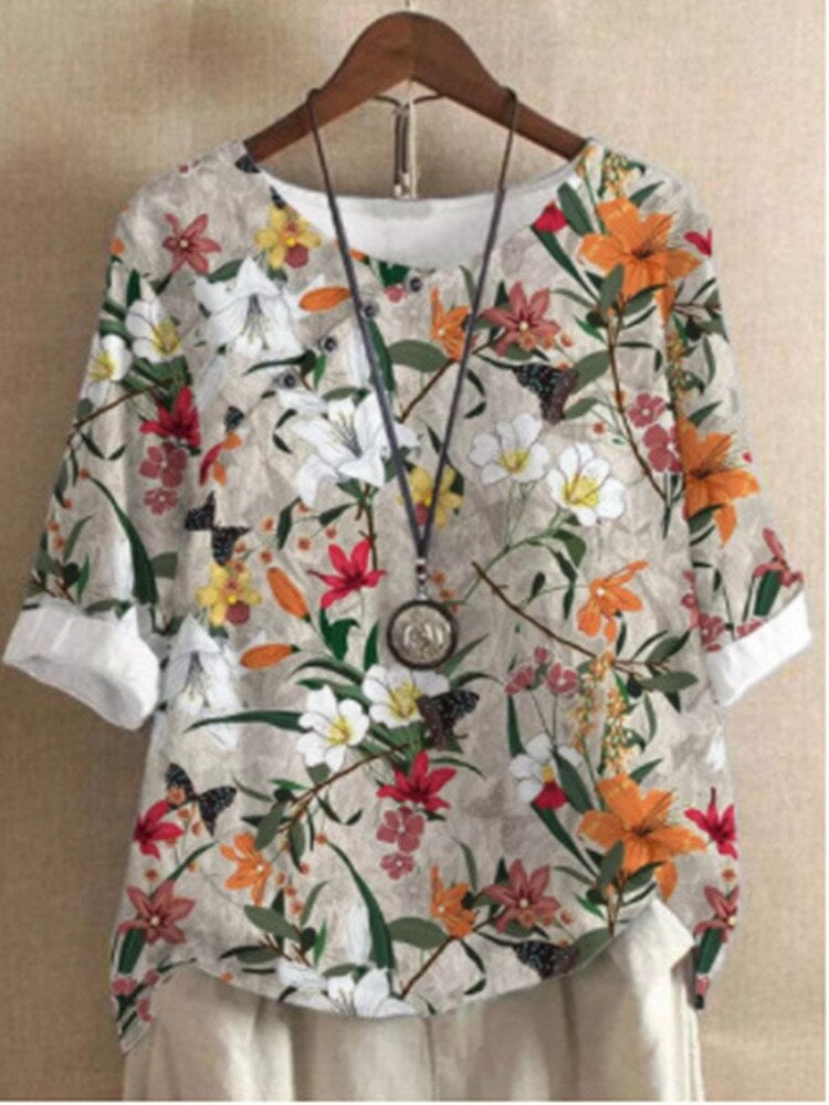 "Damenbluse mit lebhaftem Druck, vielseitig kombinierbar, stylisch und bequem, ideal für elegante und legere Anlässe."