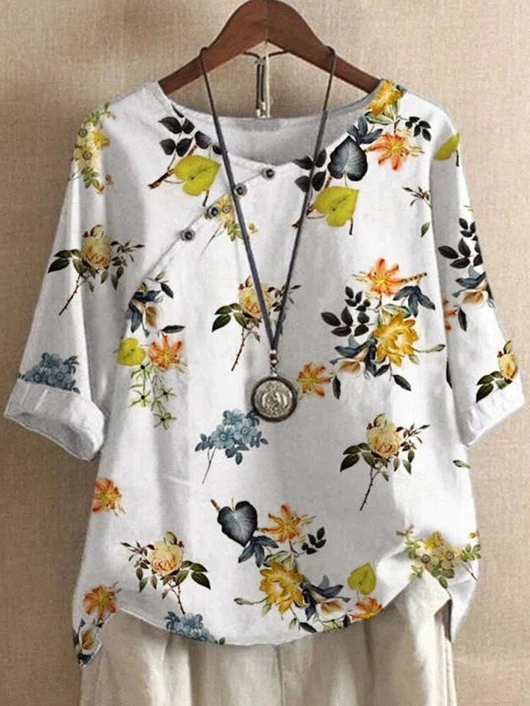 "Damenbluse mit lebhaftem Druck, vielseitig kombinierbar, stylisch und bequem, ideal für elegante und legere Anlässe."