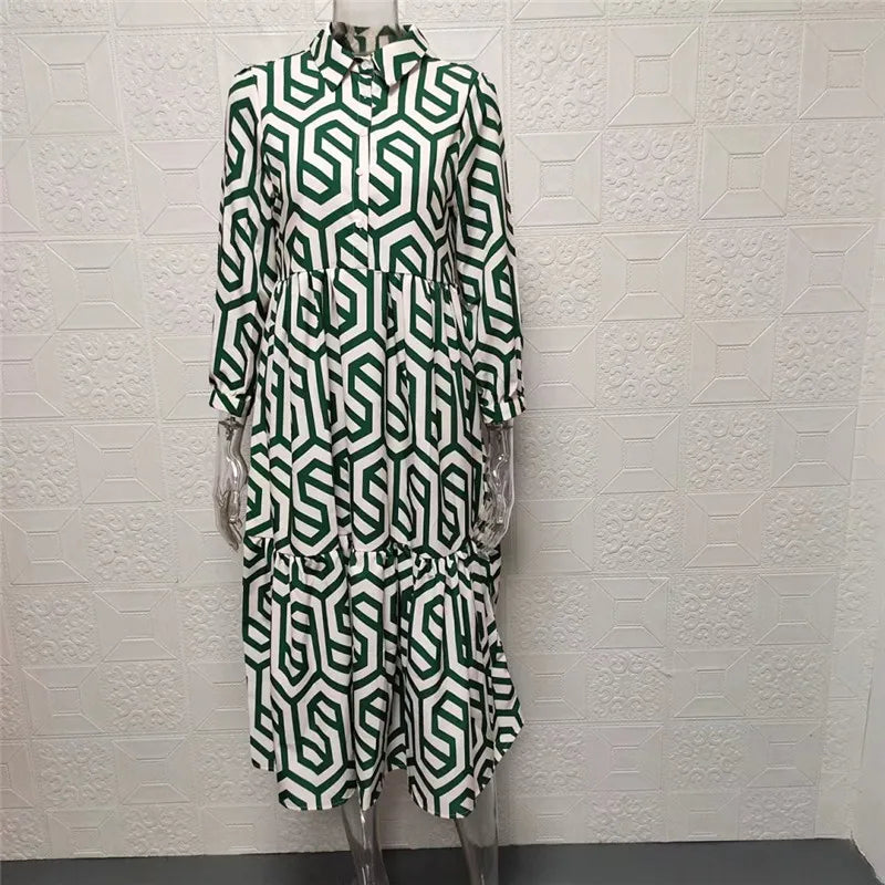 "Damenkleid mit V-Ausschnitt und geometrischem Muster in Midi-Länge, figurbetonter Chic, vielseitig"