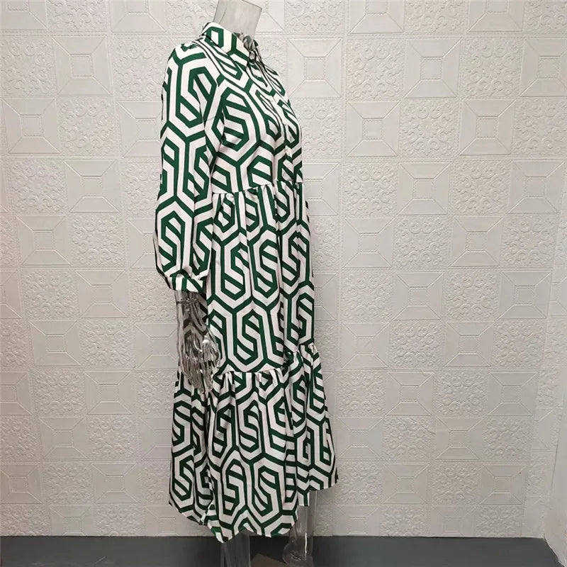 "Damenkleid mit V-Ausschnitt und geometrischem Muster in Midi-Länge, figurbetonter Chic, vielseitig"