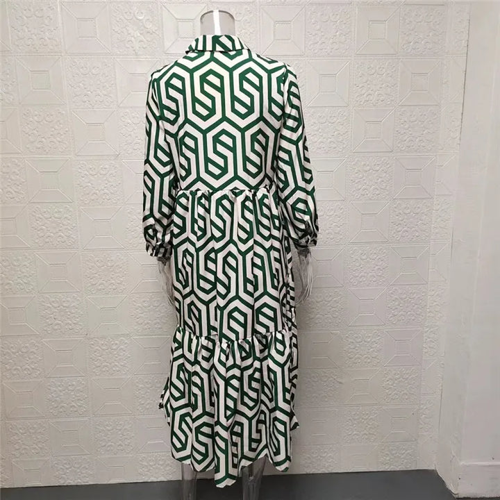 "Damenkleid mit V-Ausschnitt und geometrischem Muster in Midi-Länge, figurbetonter Chic, vielseitig"