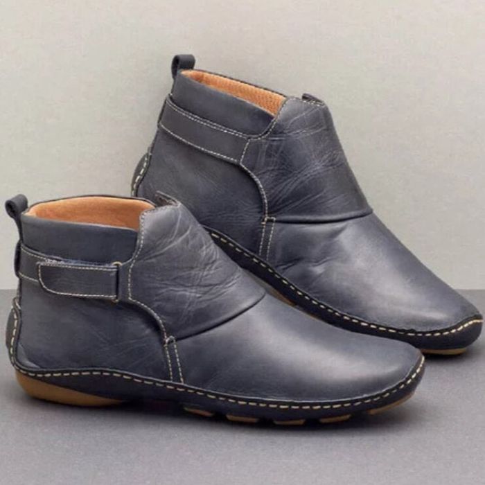 "Damenstiefeletten Leder Andrea, elegantes Design, bequemer Sitz, rutschfeste Sohle, vielseitig kombinierbar."