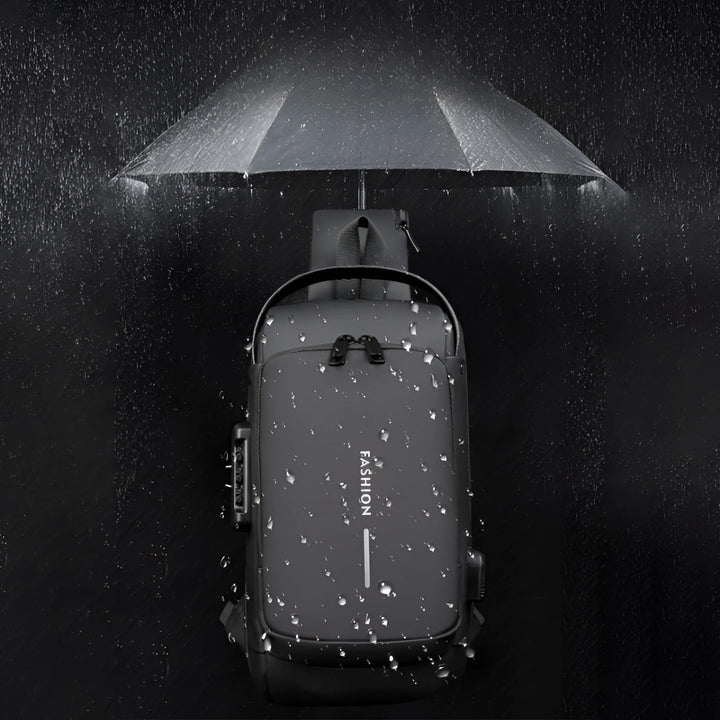 "Diebstahlsicherer USB-Rucksack aus wasserfestem Material, schwarz, ergonomisch, Vorderansicht, modernes Design."