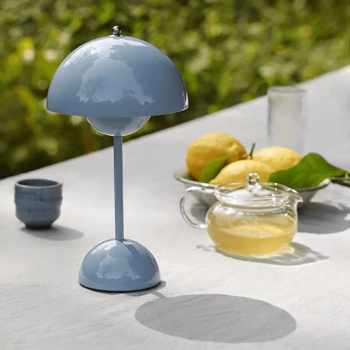 Wiederaufladbare LED-Tischlampe