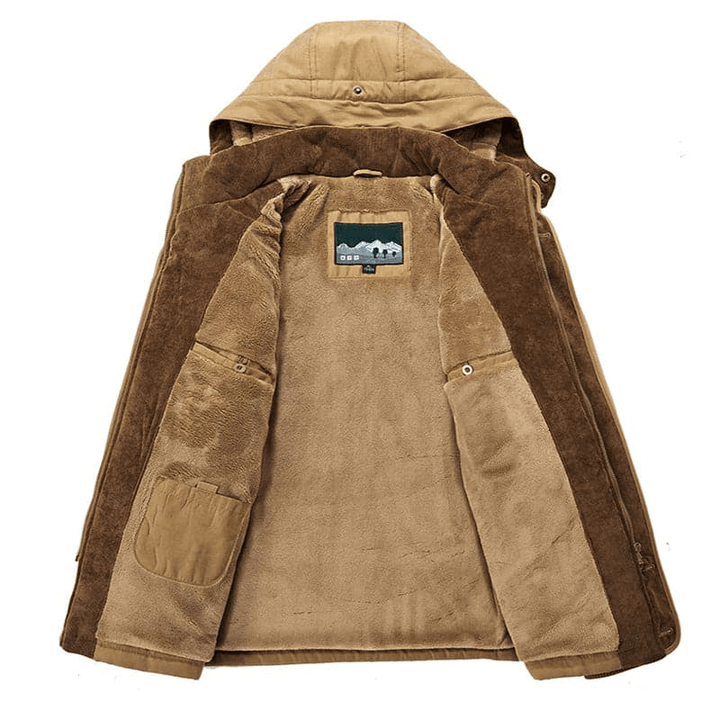 Wärmende Winterjacke mit Mehrfachtaschen