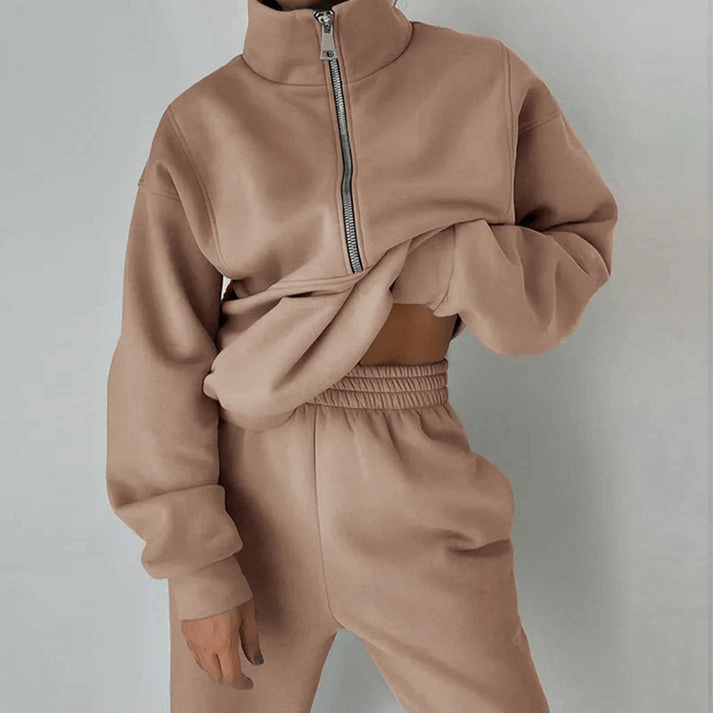 Stylischer Trainingsanzug Damen