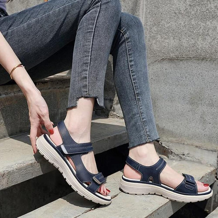 OrthoKlara - Ergonomische, Schmerzlindernde Sandalen Damen
