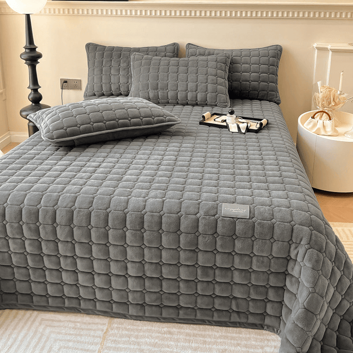 Weiche Tagesdecke mit Quadratischer Textur
